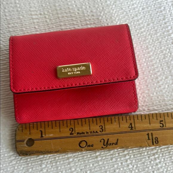 Kate Spade Petty Laurel Way Saffiano Leather Key Chain Wallet Hotchili Red - Picture 6 of 8
